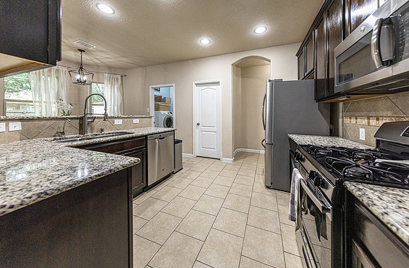 4431Hogg-250707-1306-28512