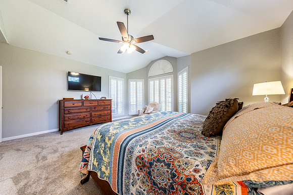 4807WestLakeOaks78251-250712-1051-29399