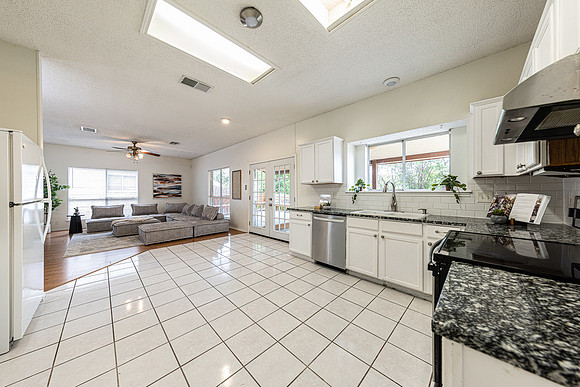 15074PrestonHollow-250620-1103-28110