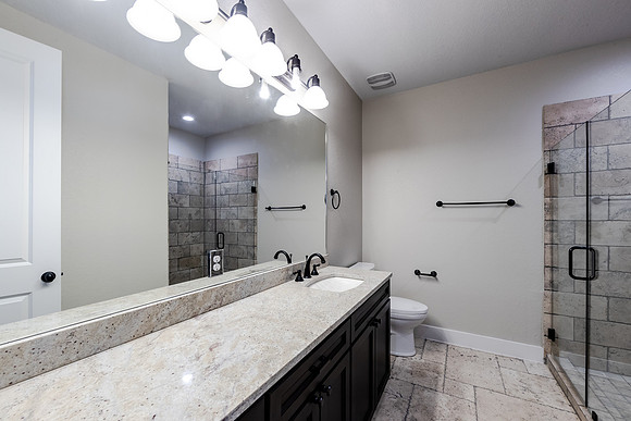 Baillio-220625-1518-2957