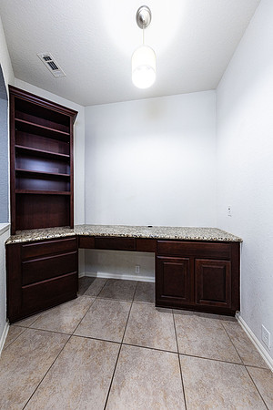 12606TexasGold78253-250930-1028-25117
