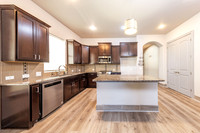 636CarriageHouse78070-251010-1024-26433