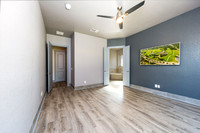 636CarriageHouse78070-251010-1057-26501-Edit