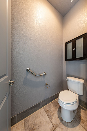636CarriageHouse78070-251010-1120-26559
