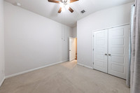 19131GaribaldiWay78259-251101-1034-28484