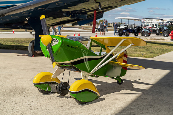 MCSfly-221029-1356-8072