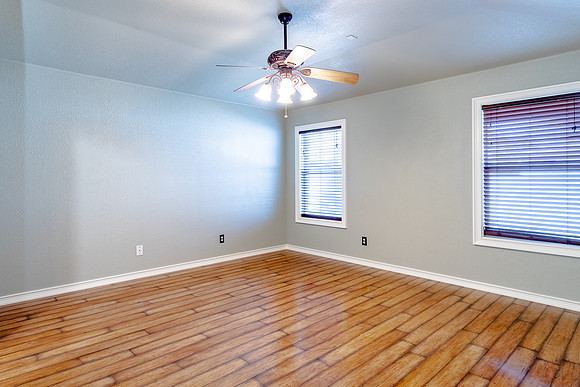 3902WhisperView-220801-1635-4048
