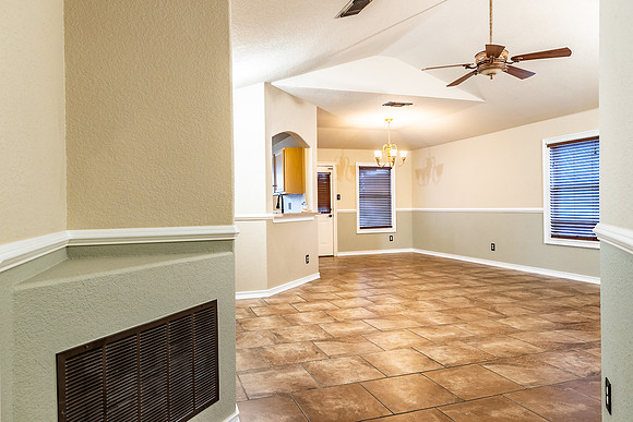 3902WhisperView-220801-1602-3956