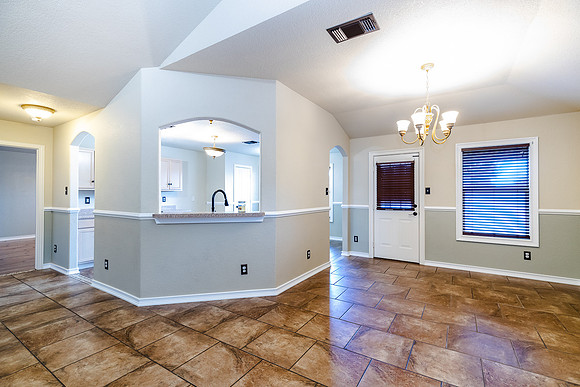 3902WhisperView-220801-1613-3986
