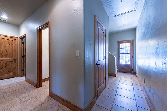 1050Rodalyn-260216-1133-22990-HDR