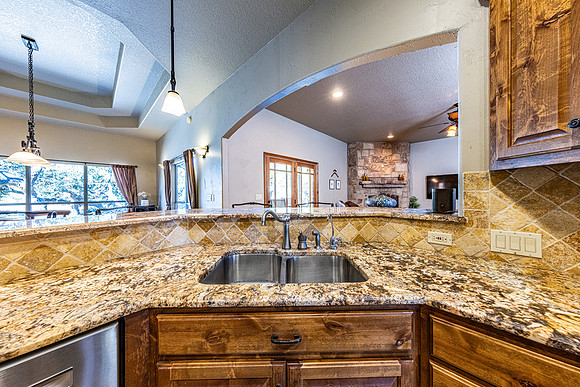 1050Rodalyn-260216-1233-23136
