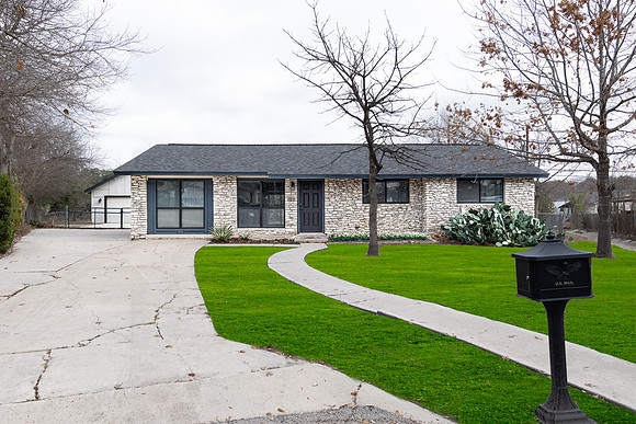 8318GreyKnoll-260217-1048-23335-Edit-3
