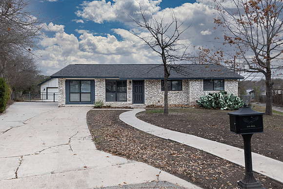 8318GreyKnoll-260217-1048-23335-Edit-2