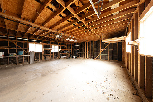 8318GreyKnoll-260217-1108-23379
