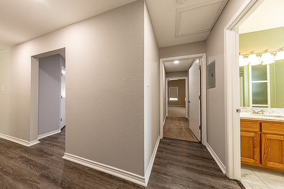 8318GreyKnoll-260217-1211-23491