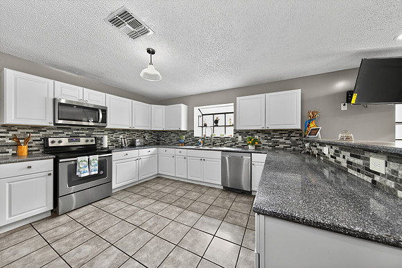 13830BrookHollow78232-260314-1105-26309