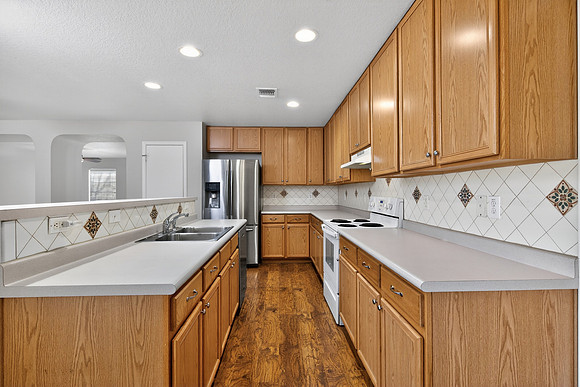 153SpringtreePkwy78108-260317-1035-26466