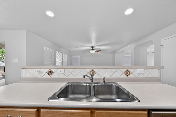 153SpringtreePkwy78108-260317-1042-26482