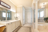 635RiverWay-221008-1237-5568