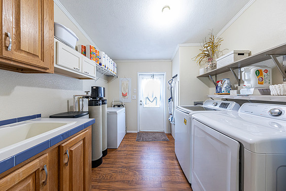 1257hiddenvalley-240820-1017-