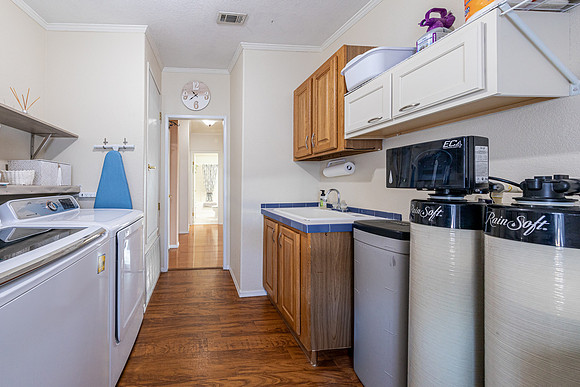 1257hiddenvalley-240820-1018-8010