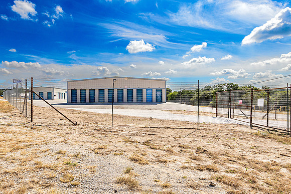 MedinaLakeMiniStorage-260917-1110-20717