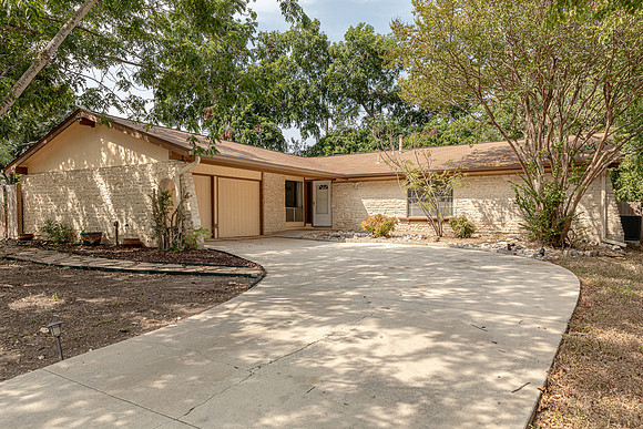 4215SpotswoodTrail-230821-1041-5228