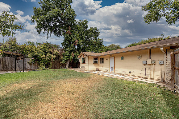 4215SpotswoodTrail-230821-1100-5241-Edit