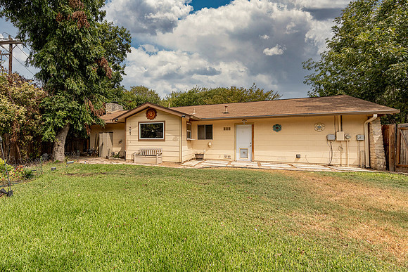 4215SpotswoodTrail-230821-1101-5247-Edit