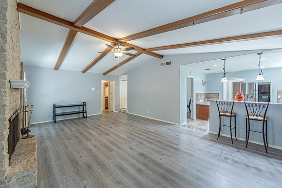 4215SpotswoodTrail-230821-1129-5287