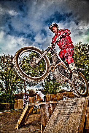 HC2011-9558-Edit
