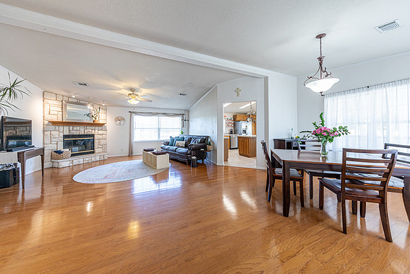 1257hiddenvalley-240820-1002-7889