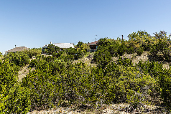 656BlubonetBrez-250410-1201-23757