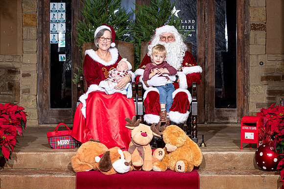 KWClaus -221210-1159-8659