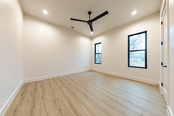 736JohannaRidge-250204-0824-0653