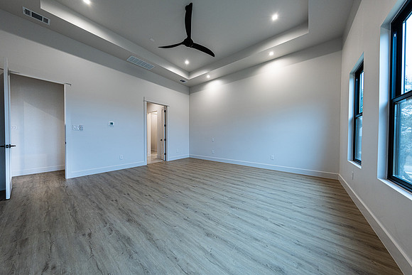 736JohannaRidge-250204-0848-0799