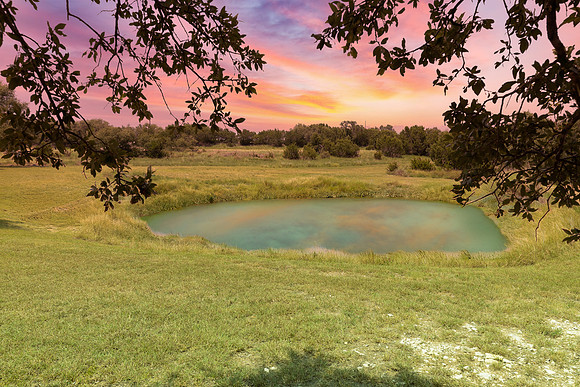 832DemiJohnBend78133-250816-1411-22689-Edit-Edit