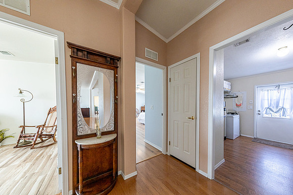 1257hiddenvalley-240820-1016-7992