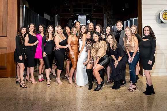 RobAndLauren-220122-2248-0039