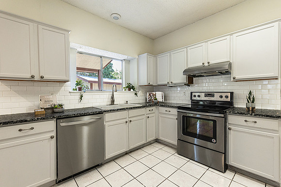 15074PrestonHollow-250620-1143-28208