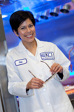 KCI022211-0531720-9859