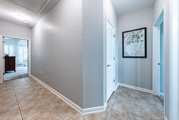 4807WestLakeOaks78251-250712-1038-29329