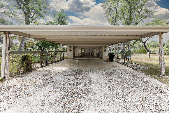 832DemiJohnBend78133-250816-0955-22075-Edit