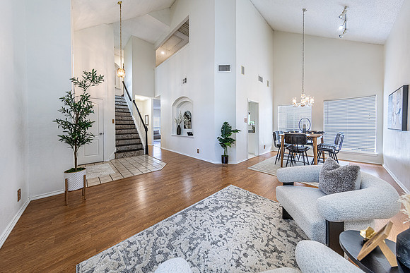 15074PrestonHollow-250620-1056-28082-HDR