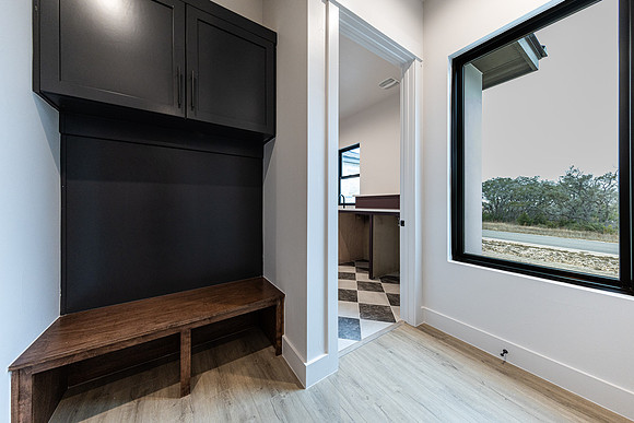736JohannaRidge-250204-0839-0744