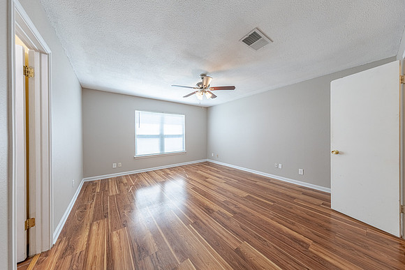 8022CherryGlade-250423-1035-24449-HDR