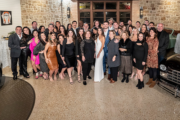 RobAndLauren-220122-2203-9941
