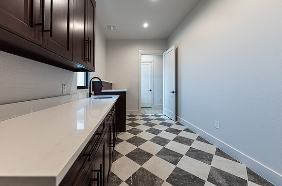 736JohannaRidge-250204-0840-0752